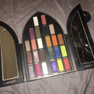 limited edition kat von d saint and sinner palate
